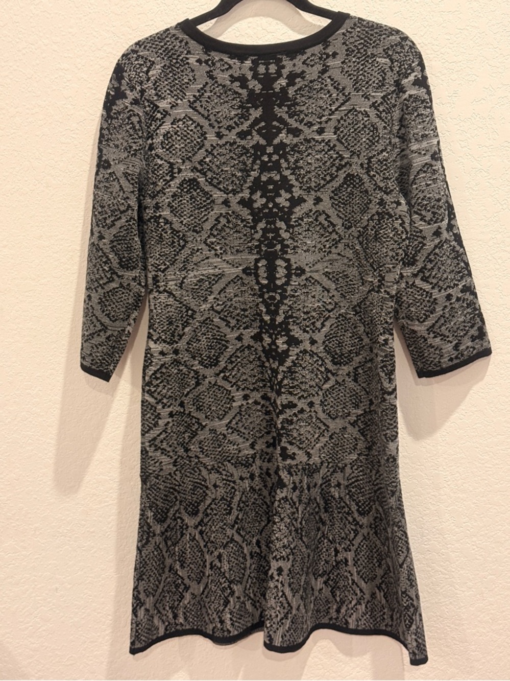 Nina Leonard Black and Gray Snake-Print Long Sleeve Dress - Picture 2 of 5